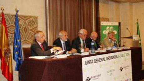 Junta-General-2014-de-Fraternidad-Muprespa.jpg