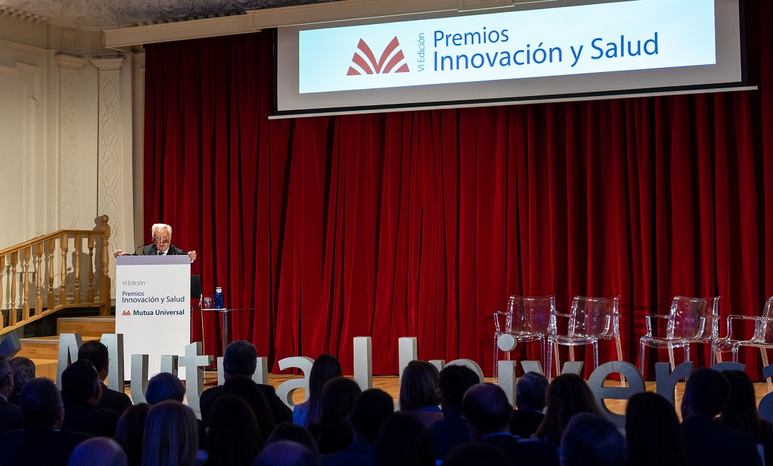 Foto 01_entrega VI Premios Innovación y Salud_Mutua Universal