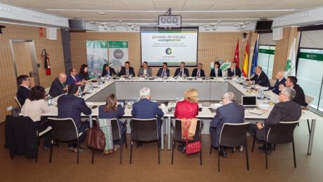 Reunión_de_trabajo_en_el_Hospital_Fraternidad-Muprespa_Habana